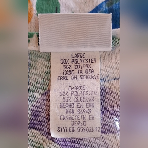 🌼BASIC EDITIONS floral t-shirt. Size L - Picture 6 of 6